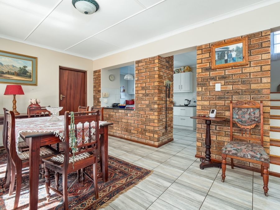 4 Bedroom Property for Sale in Groenvallei Western Cape